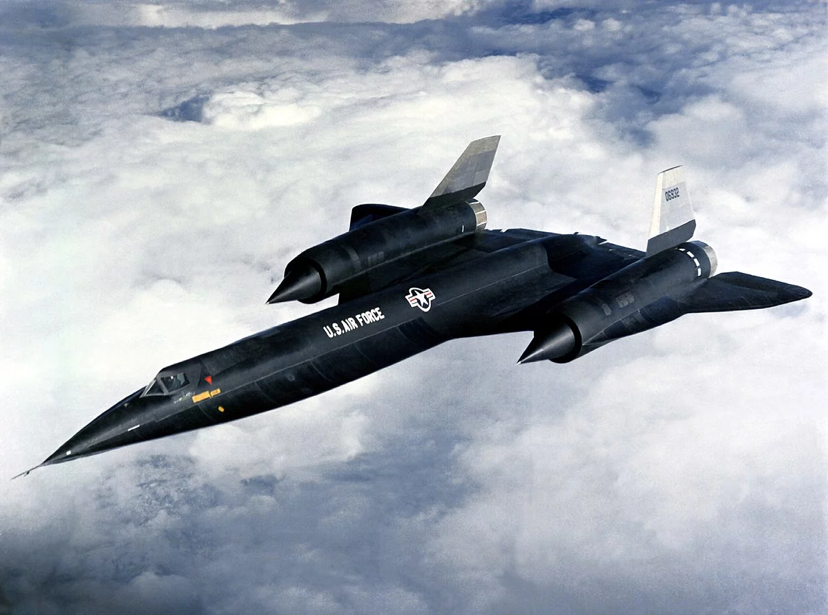 1200px-A12-flying